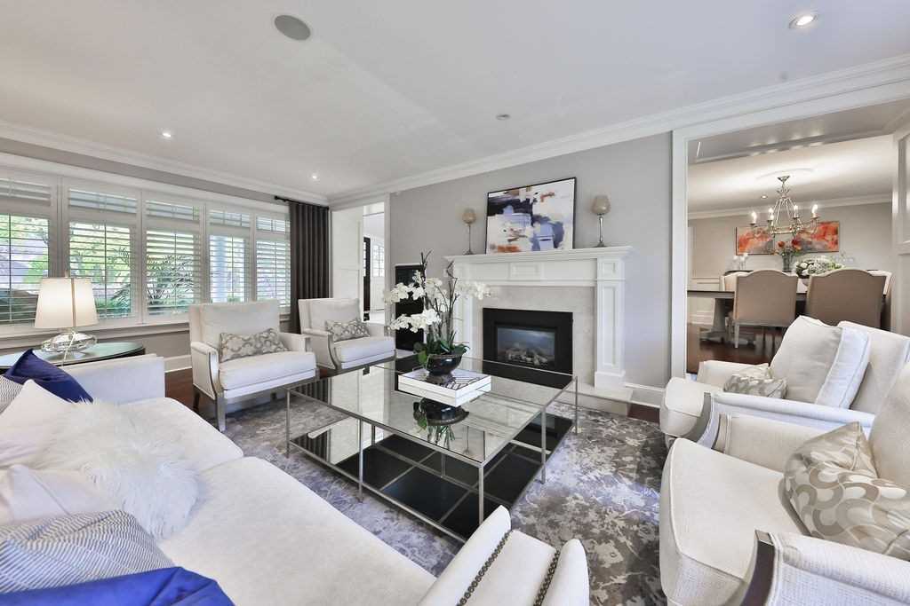1267 Cambridge Dr
