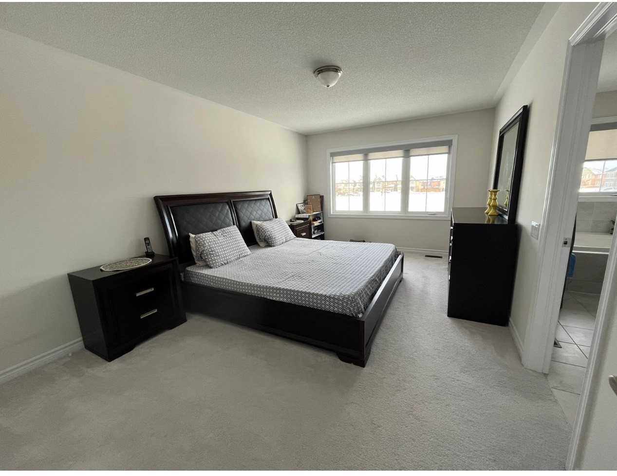 3 Phyllis Dr