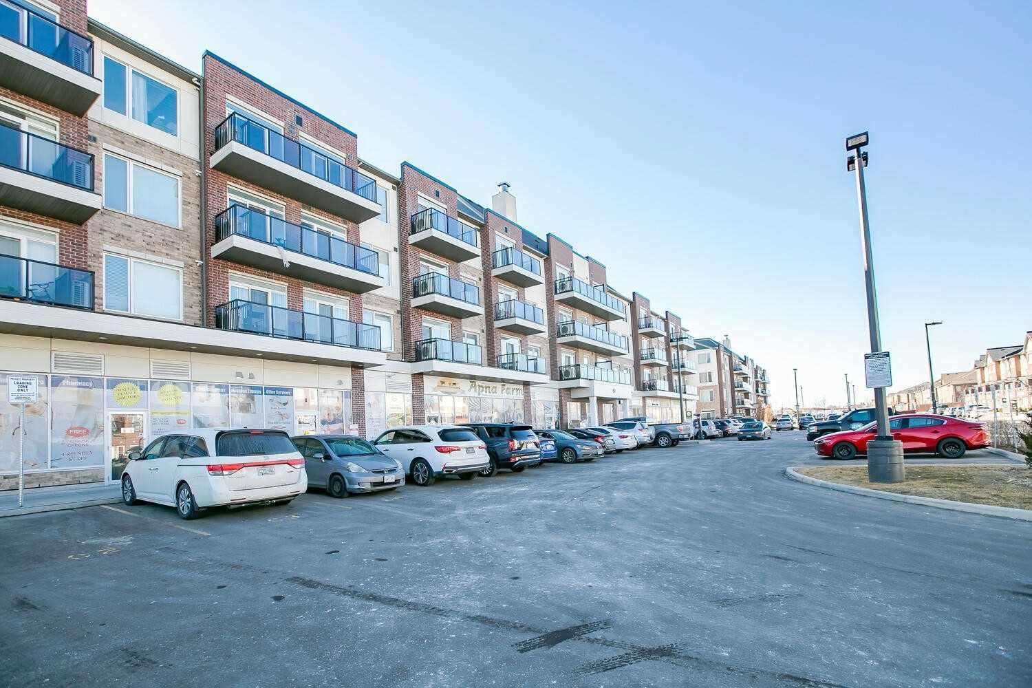 50 Sky Harbour Dr, #403