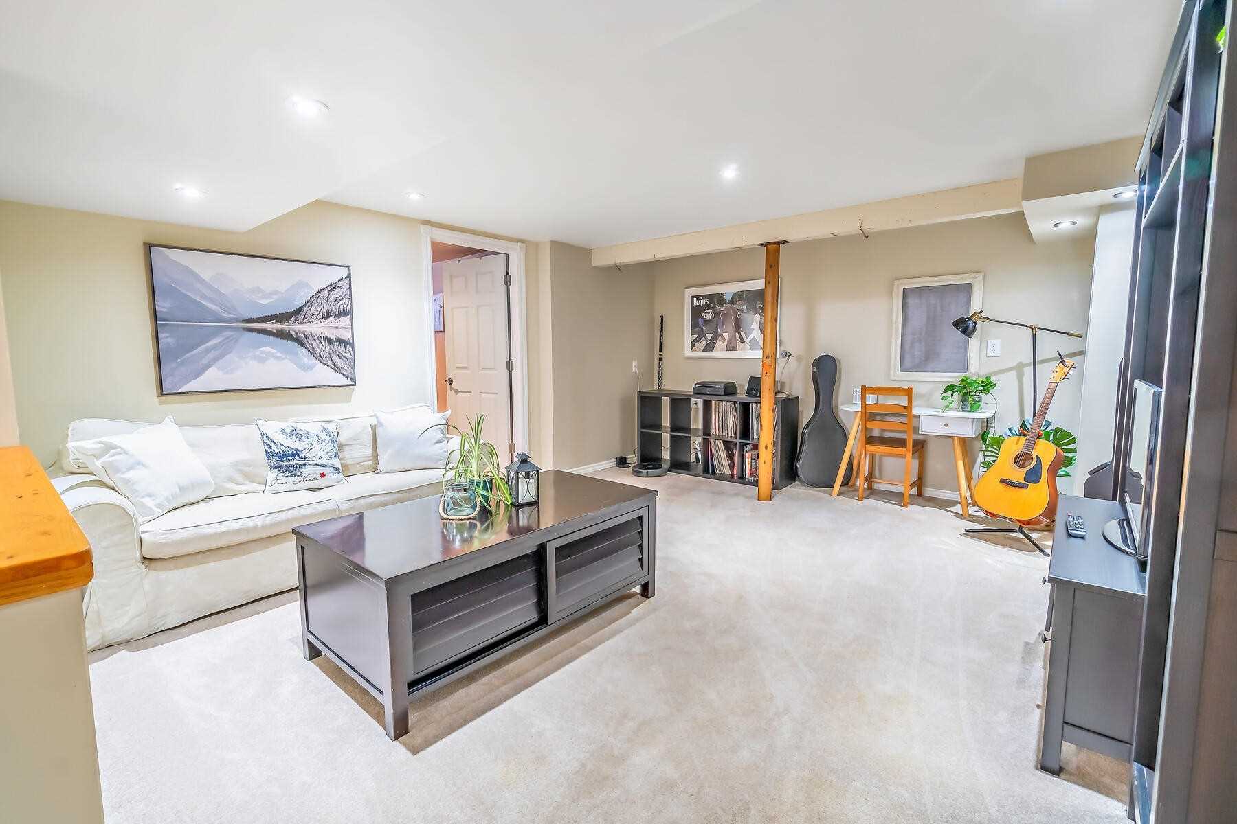 25 Gower Rd