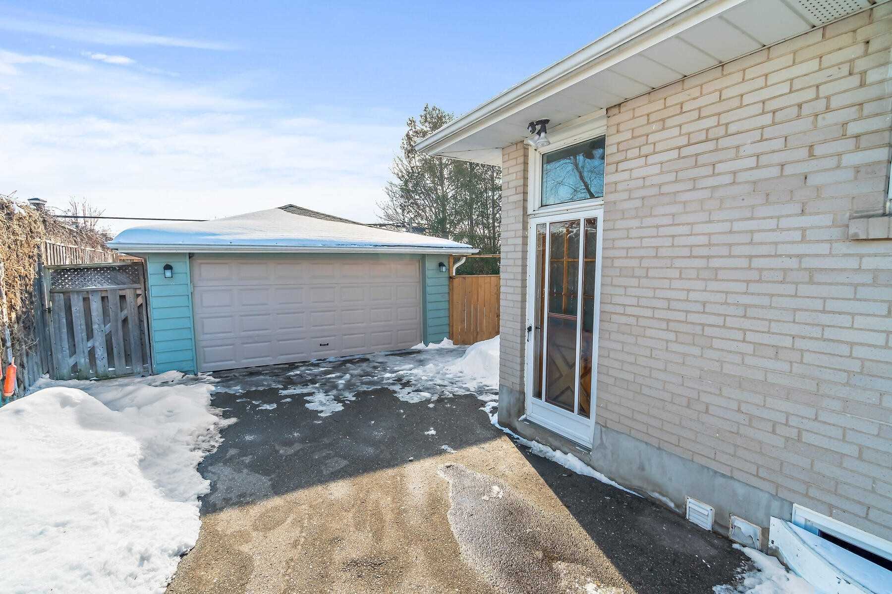 25 Gower Rd