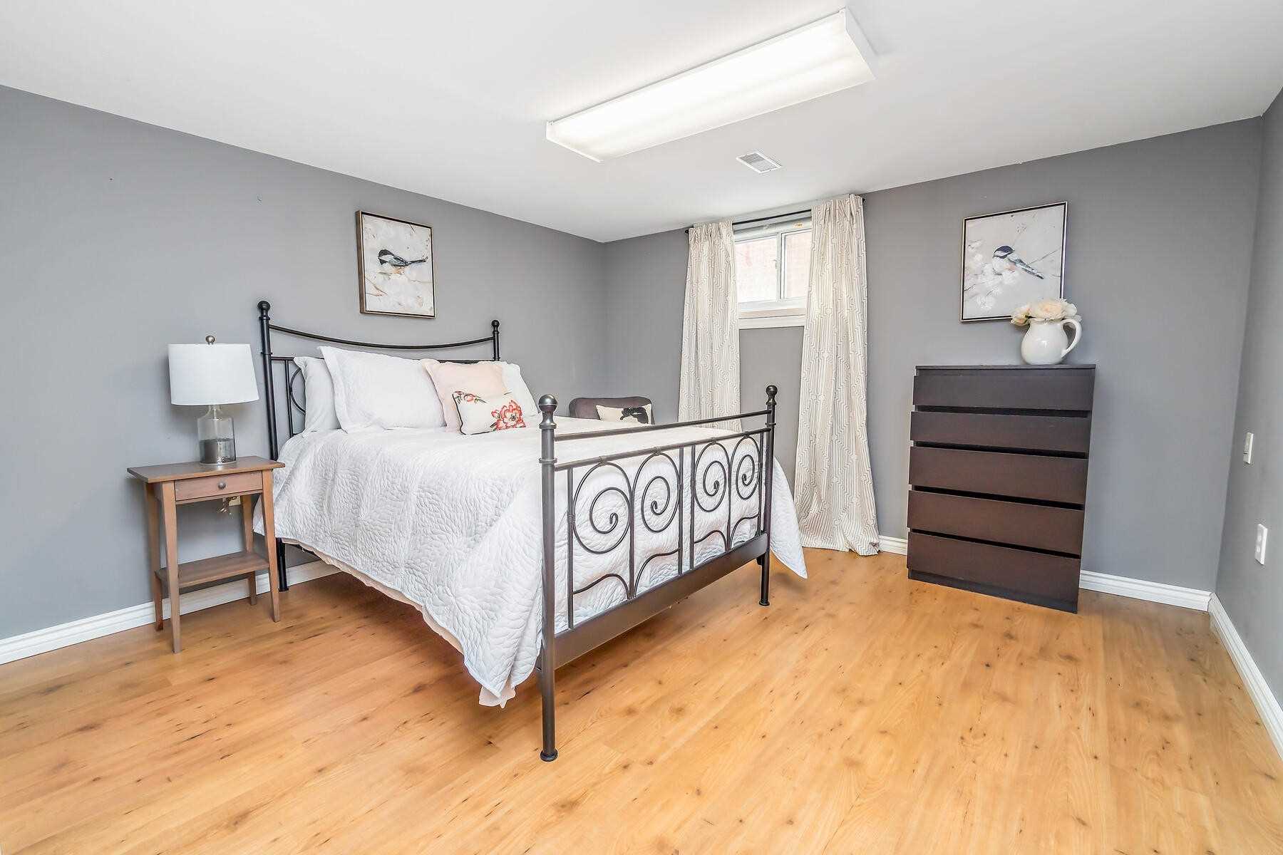 25 Gower Rd