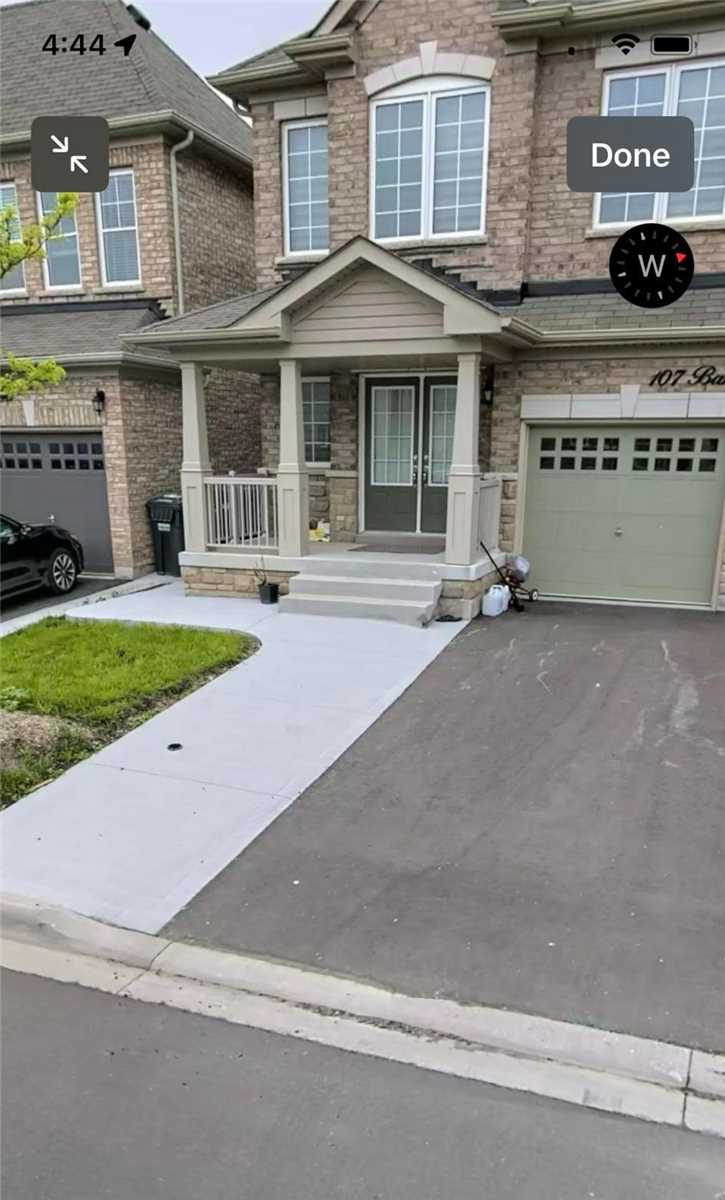 107 Banbridge Cres