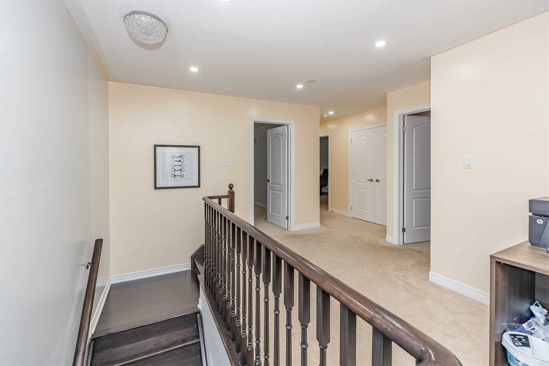 107 Banbridge Cres