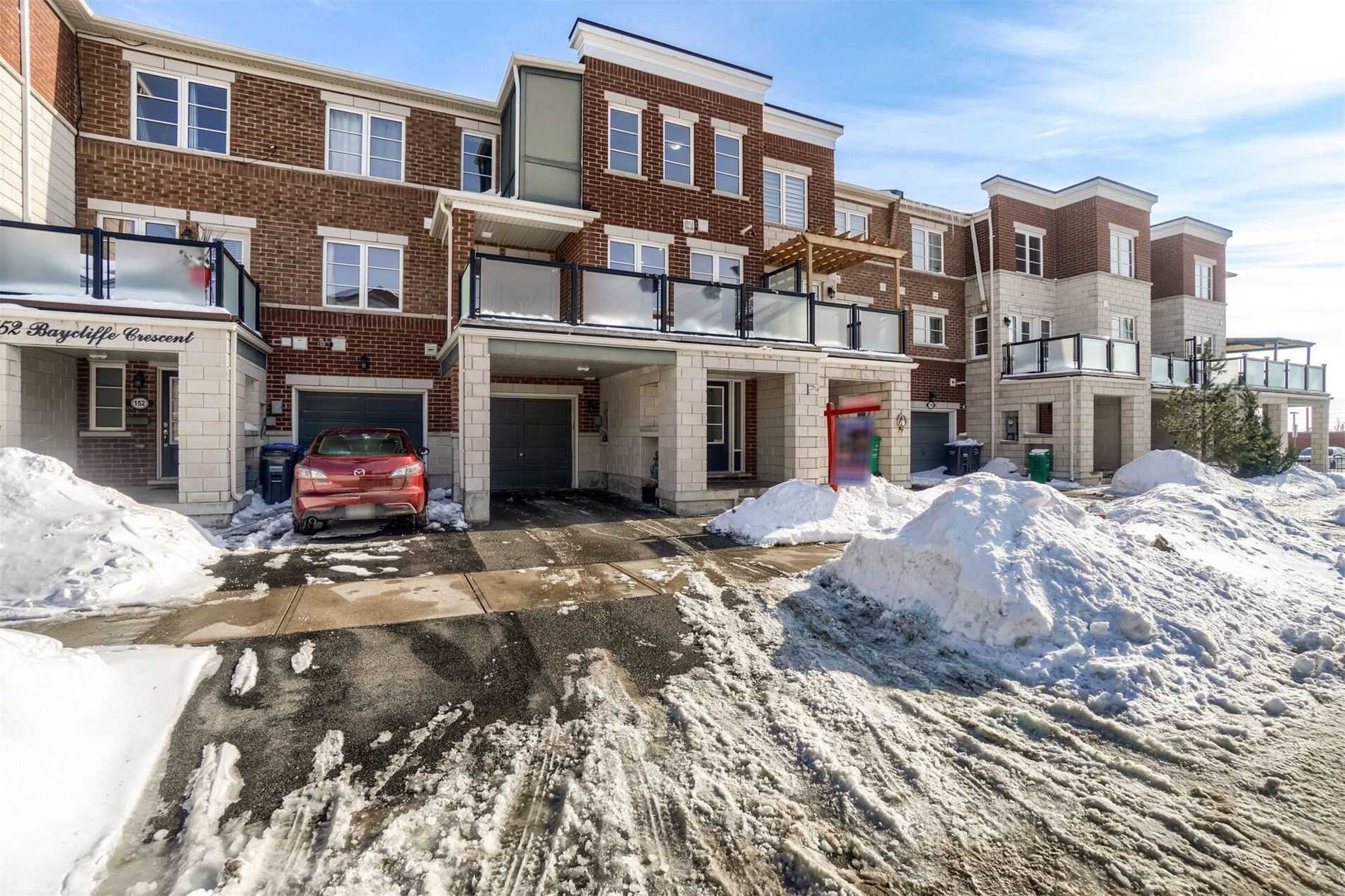 154 Baycliffe Cres