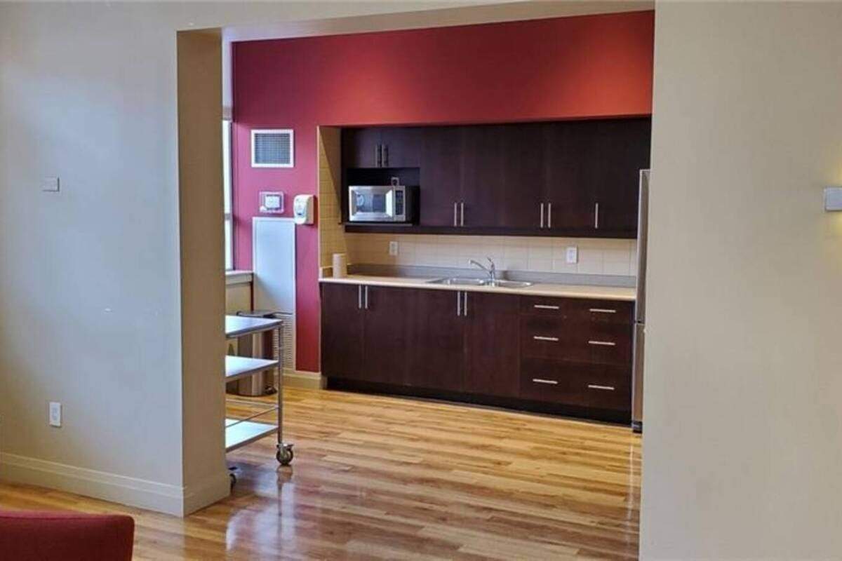 4 Elsinore Path, #209