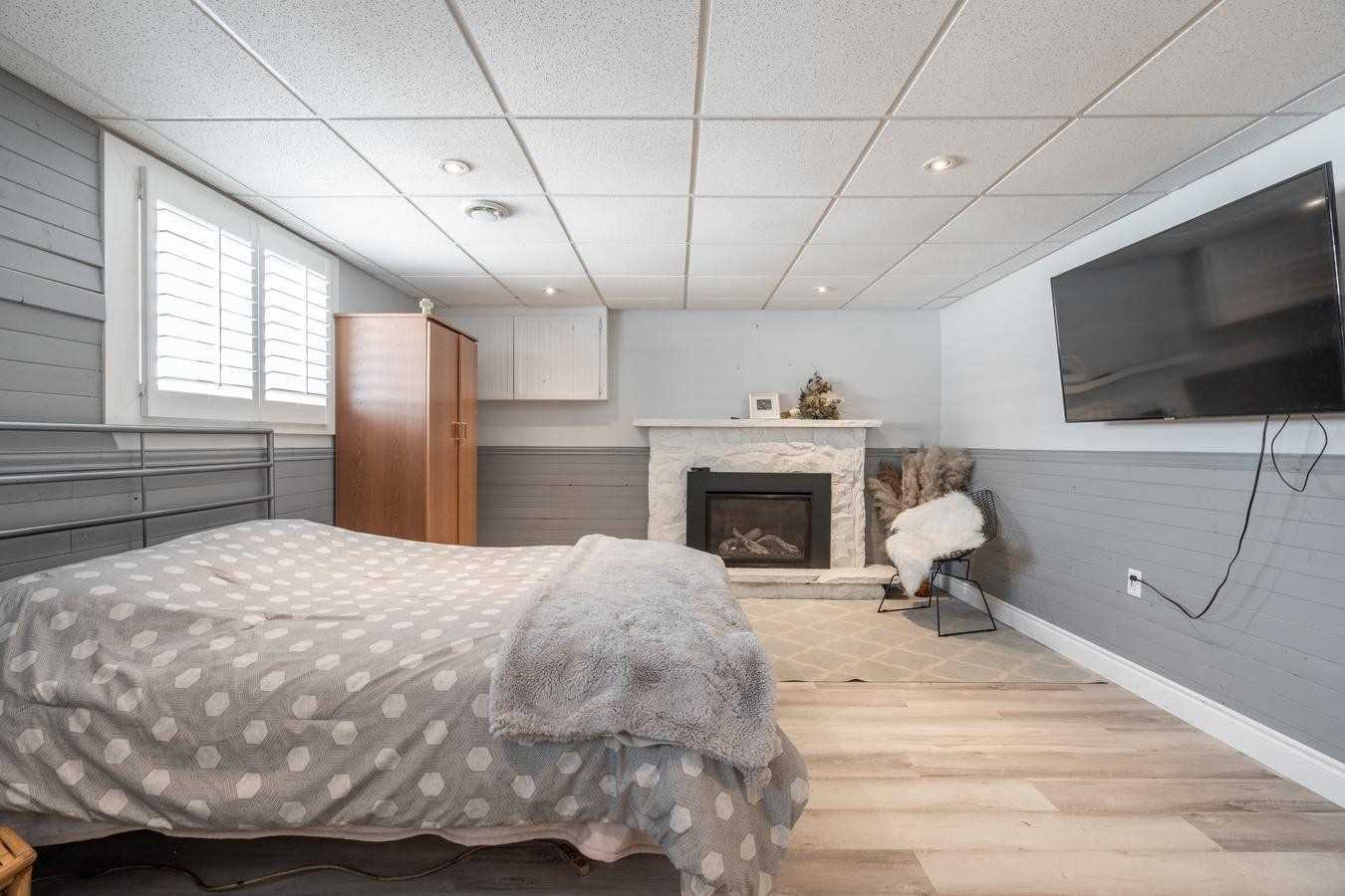 13392 Mississauga Rd