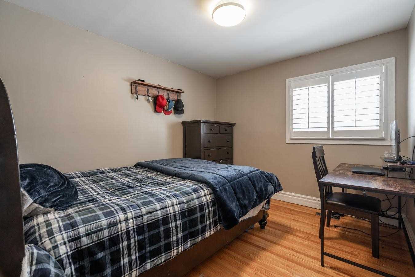 13392 Mississauga Rd