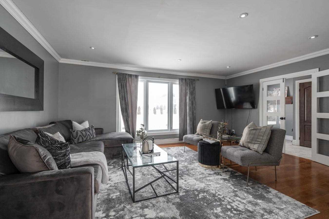 13392 Mississauga Rd