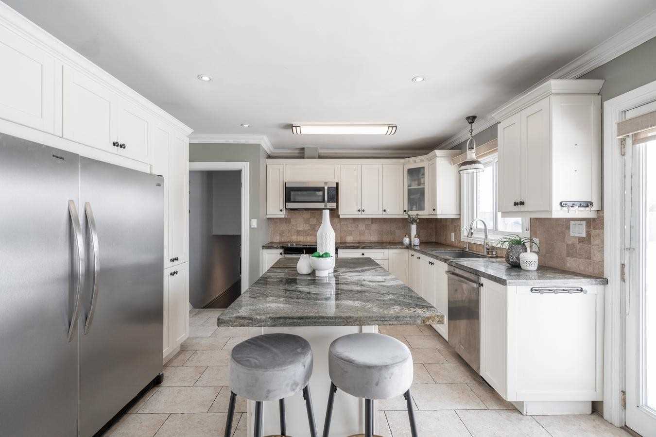 13392 Mississauga Rd
