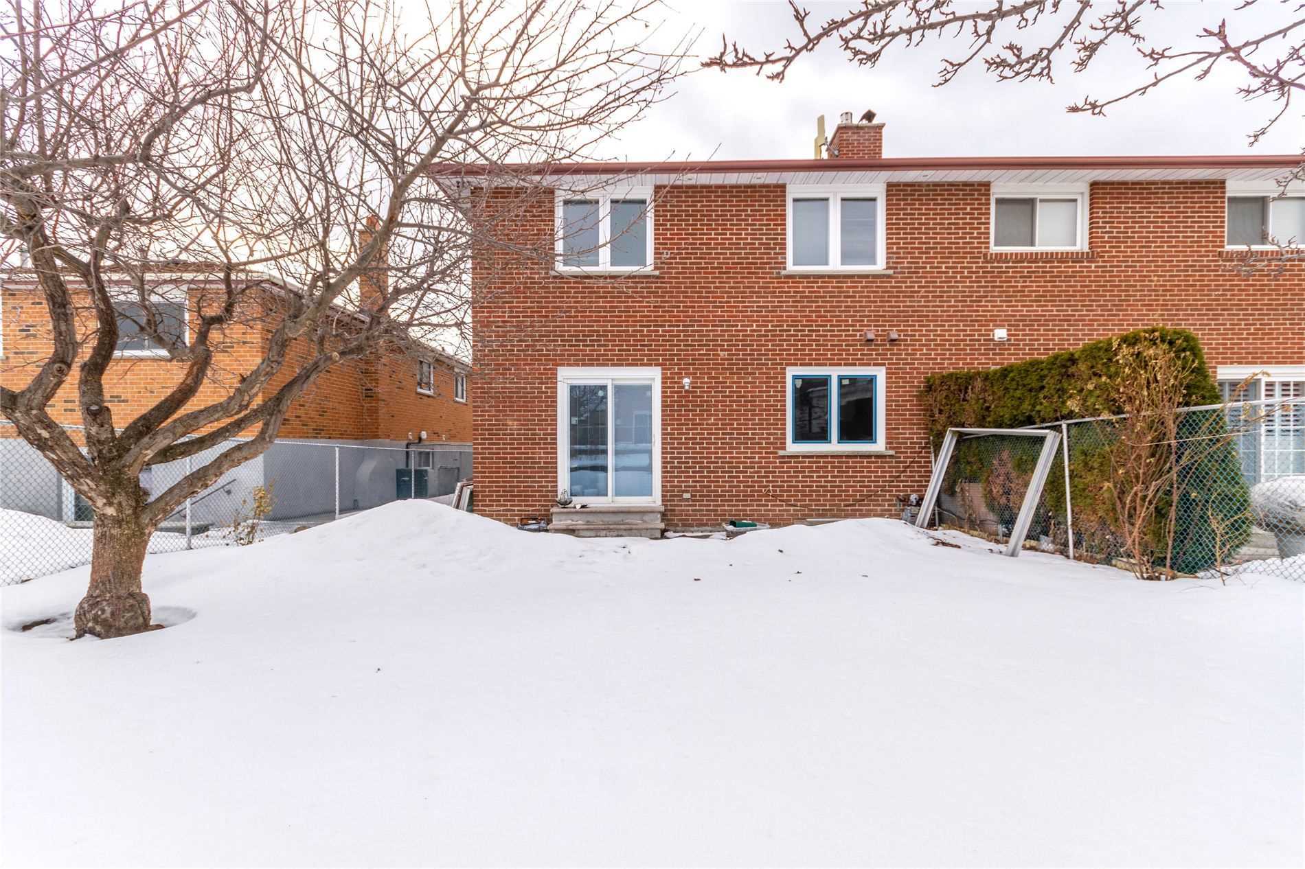 4136 Dunmow Cres, #Lower