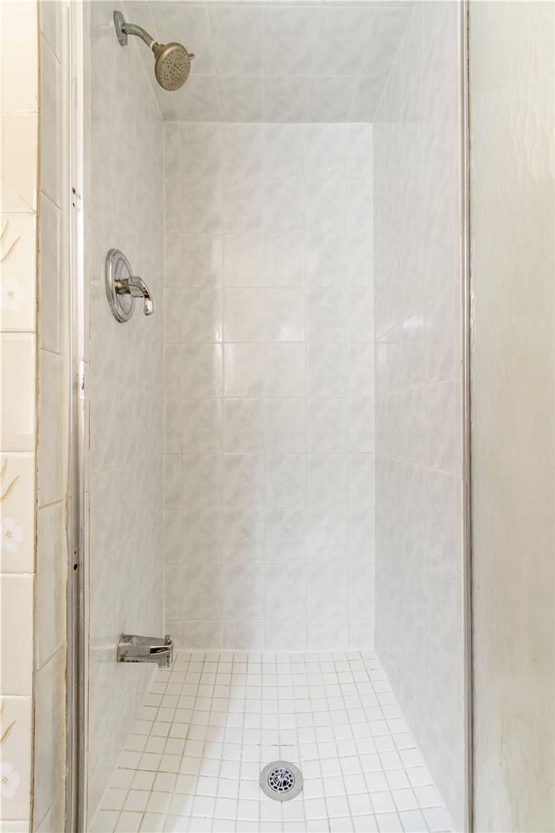 4136 Dunmow Cres, #Lower