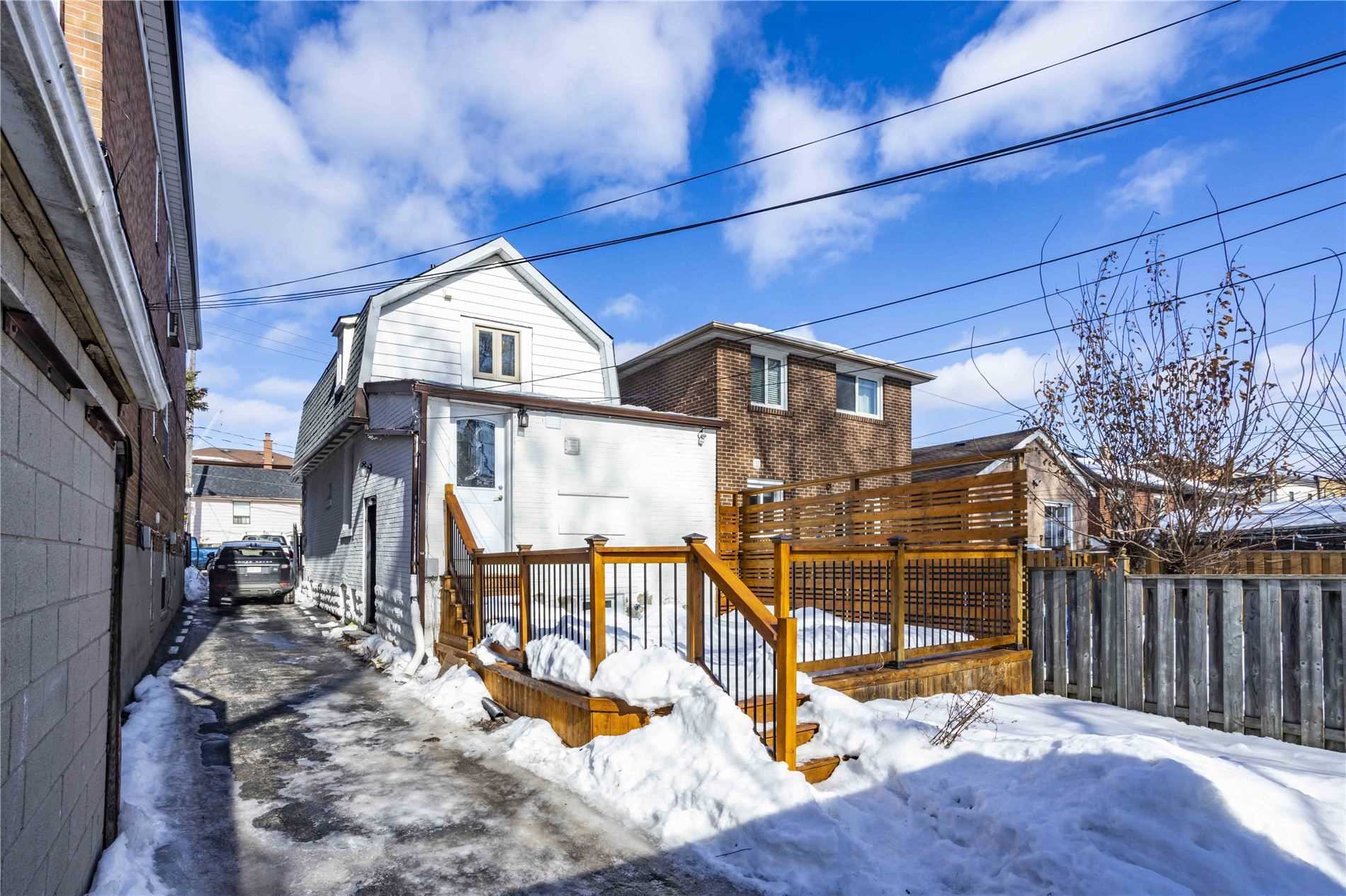 147 Kitchener Ave