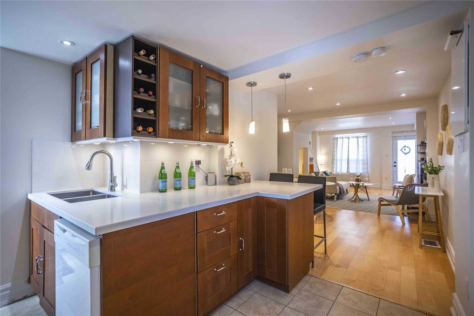 147 Kitchener Ave