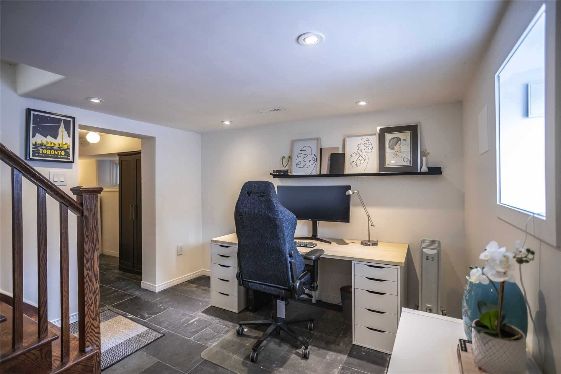 147 Kitchener Ave