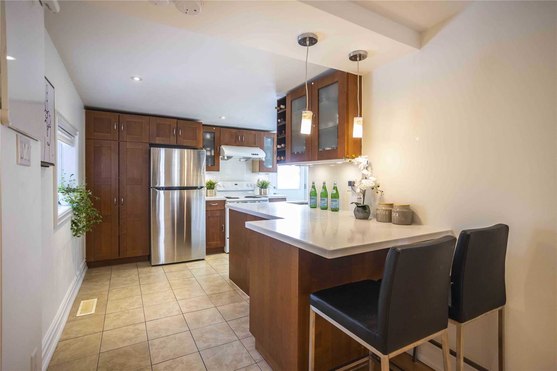 147 Kitchener Ave