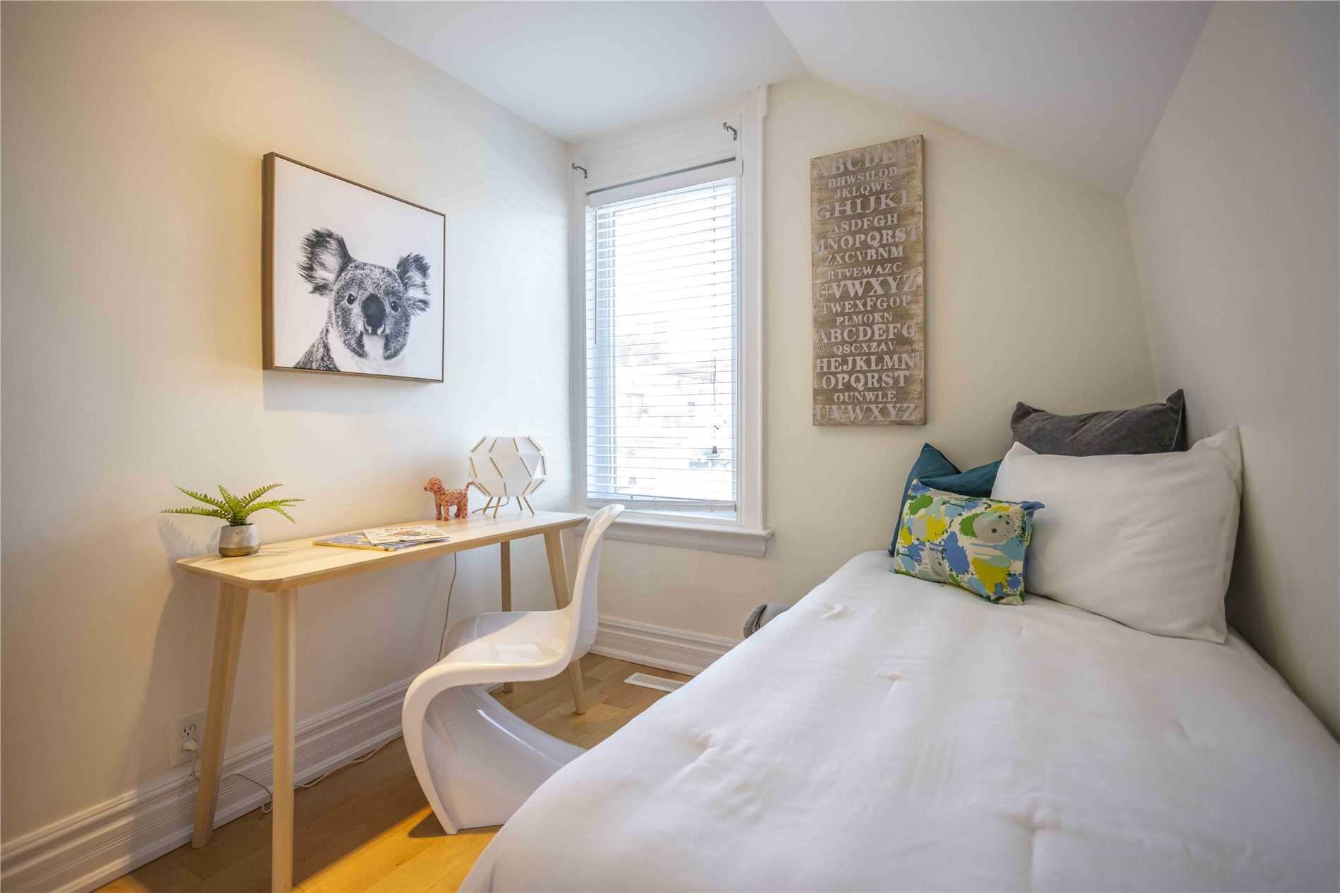 147 Kitchener Ave