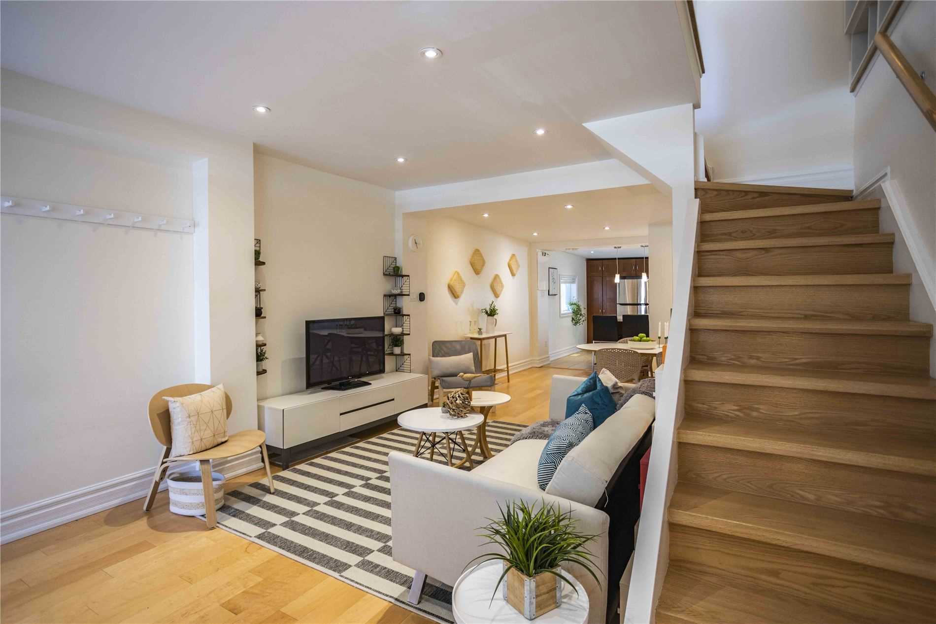147 Kitchener Ave