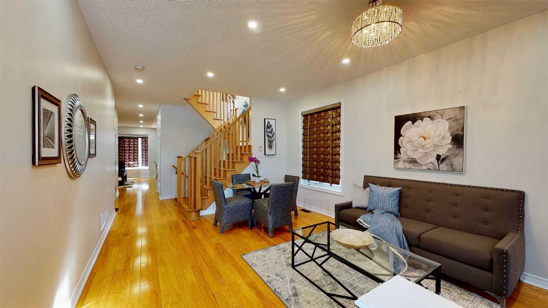 Listing W5500767 - Large Photo # 3