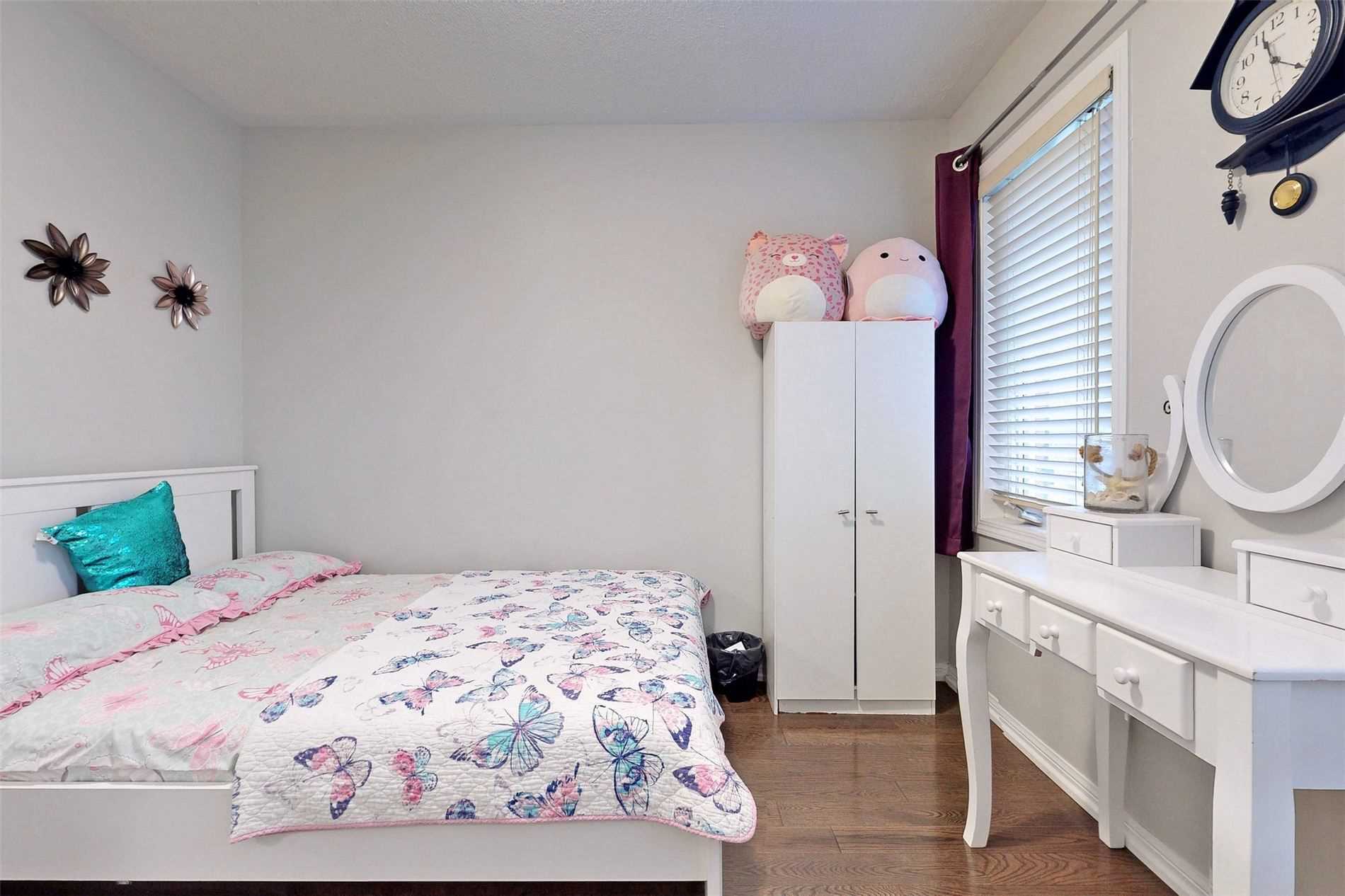 415 Pozbou Cres