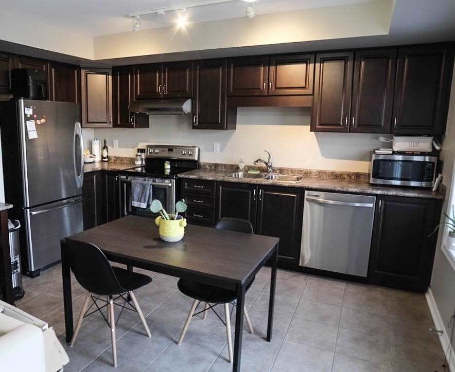 5 Armstrong St, #25