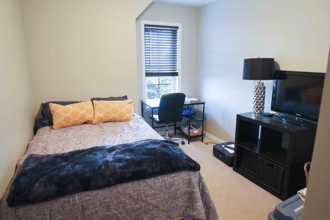 5 Armstrong St, #25