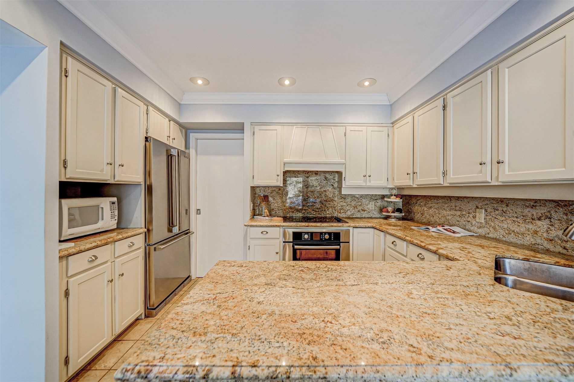 143 Balsam Dr
