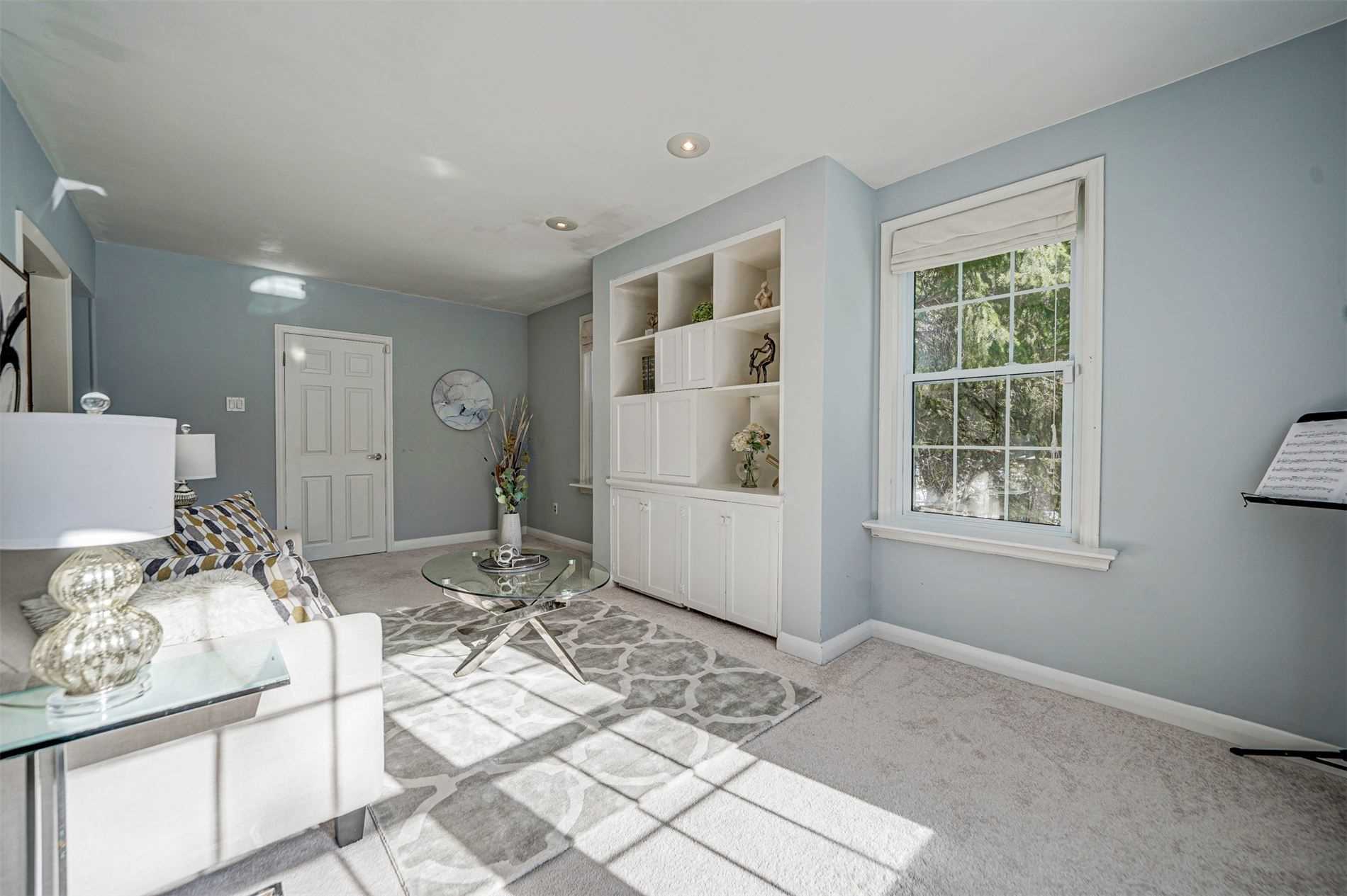 143 Balsam Dr