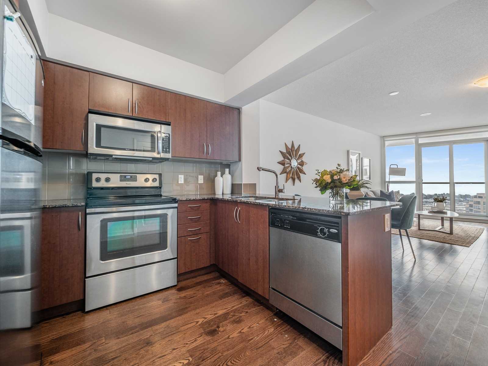 2230 Lake Shore Blvd W, #1501