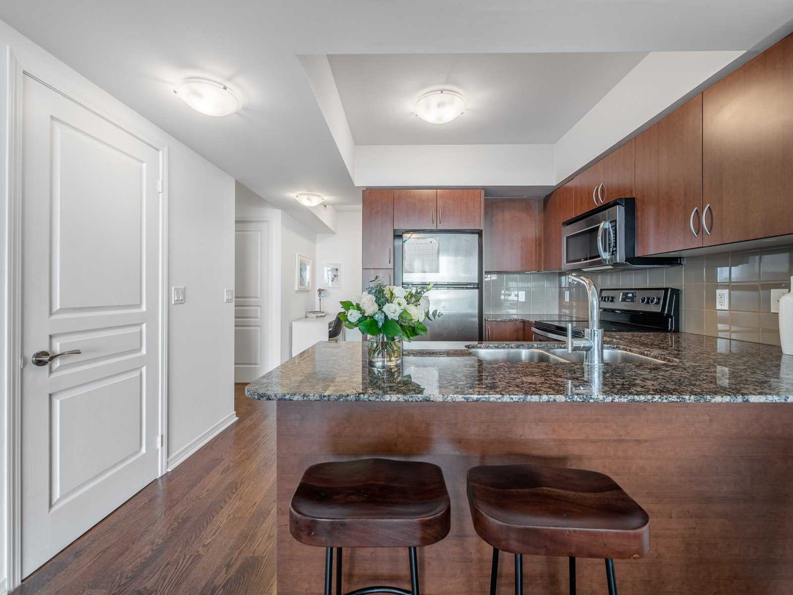 2230 Lake Shore Blvd W, #1501