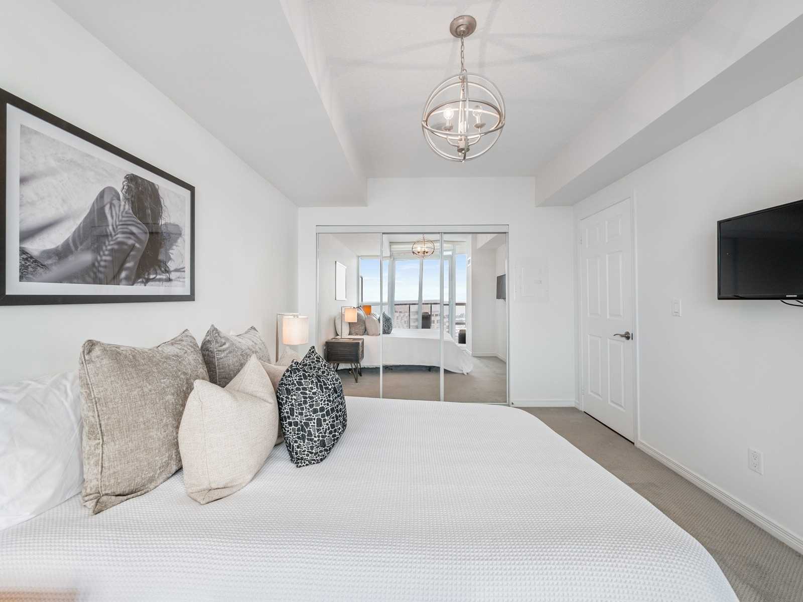 2230 Lake Shore Blvd W, #1501