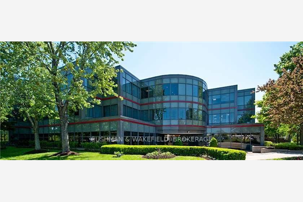 1599 Hurontario St, Mississauga