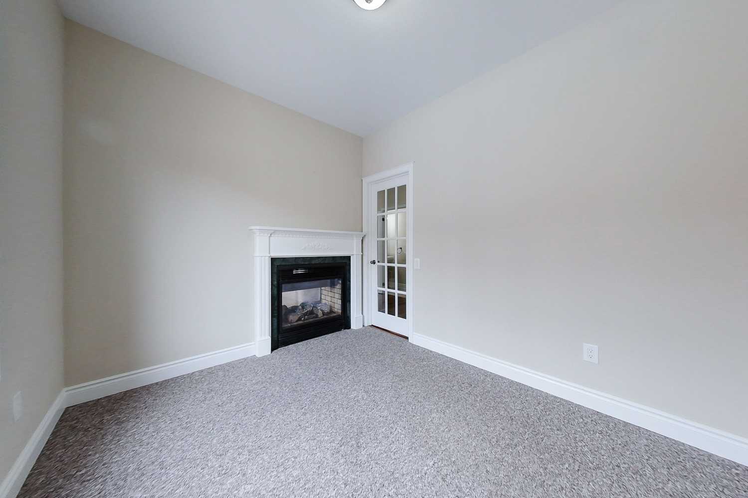 3329 Mistwell Cres