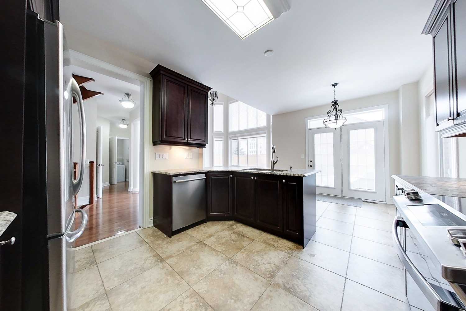 3329 Mistwell Cres