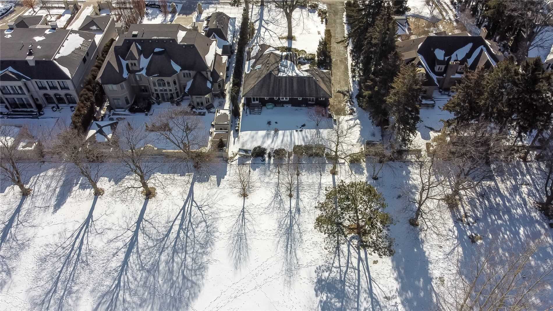 4187 Lakeshore Rd