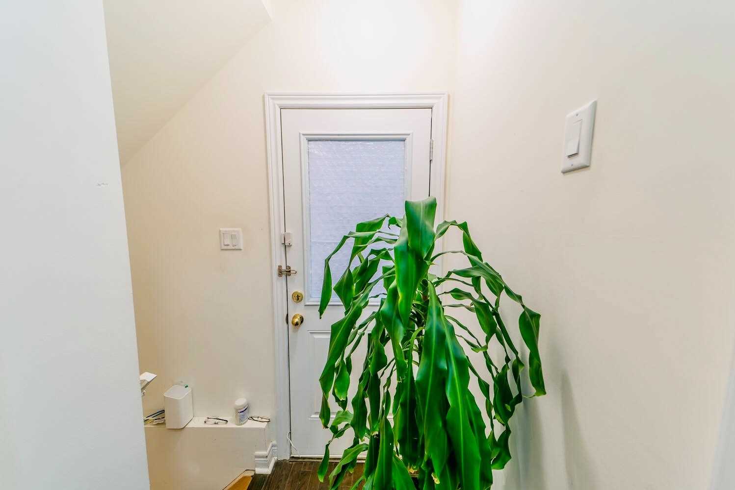 13 Fairservice Dr