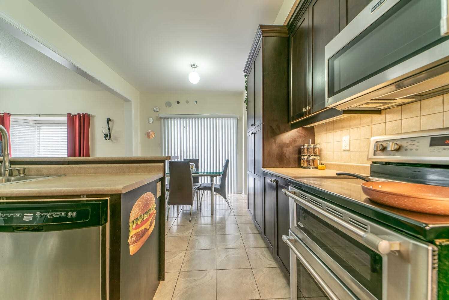 13 Fairservice Dr