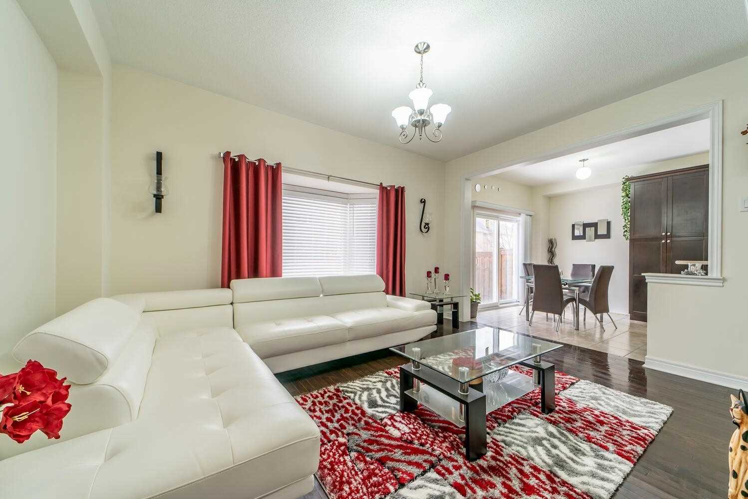 13 Fairservice Dr