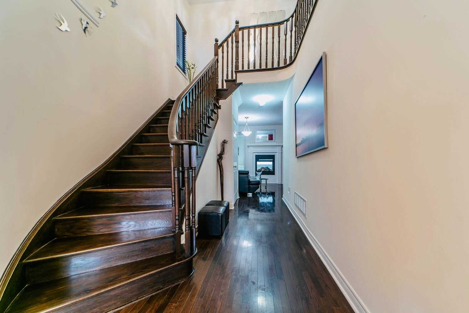 13 Fairservice Dr