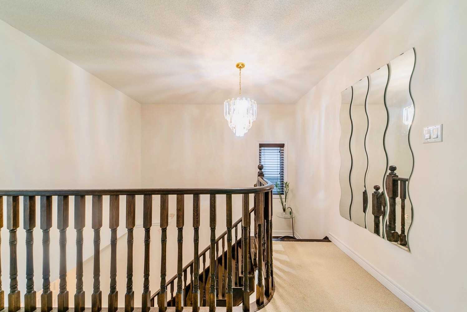 13 Fairservice Dr