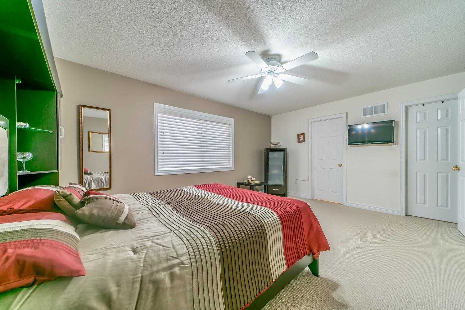 13 Fairservice Dr