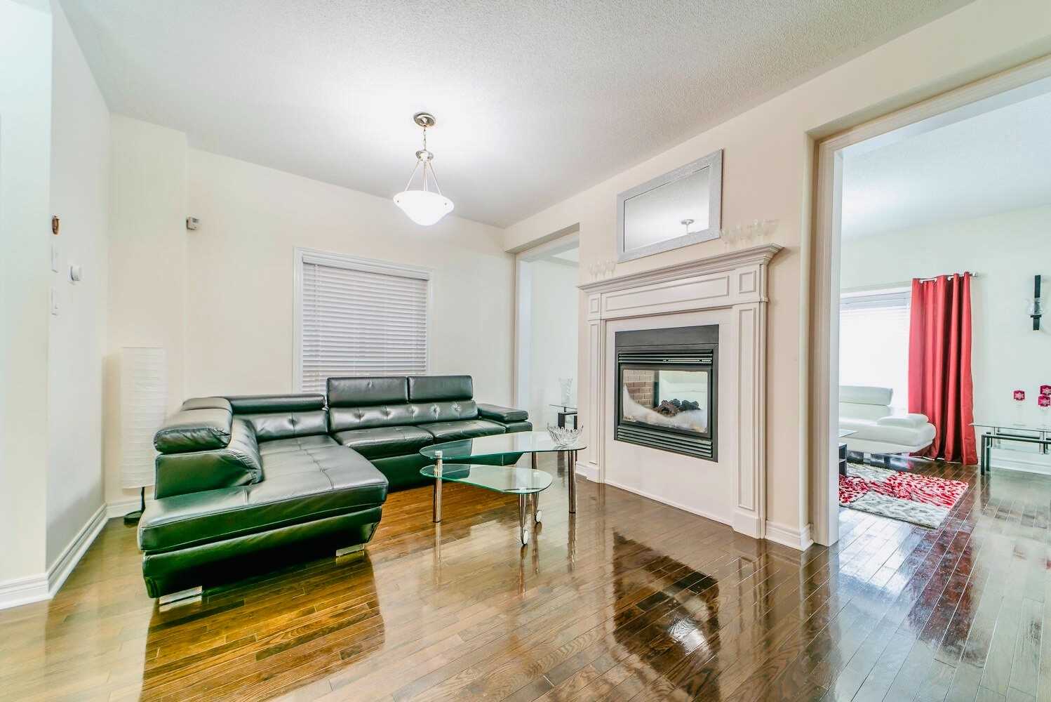 13 Fairservice Dr