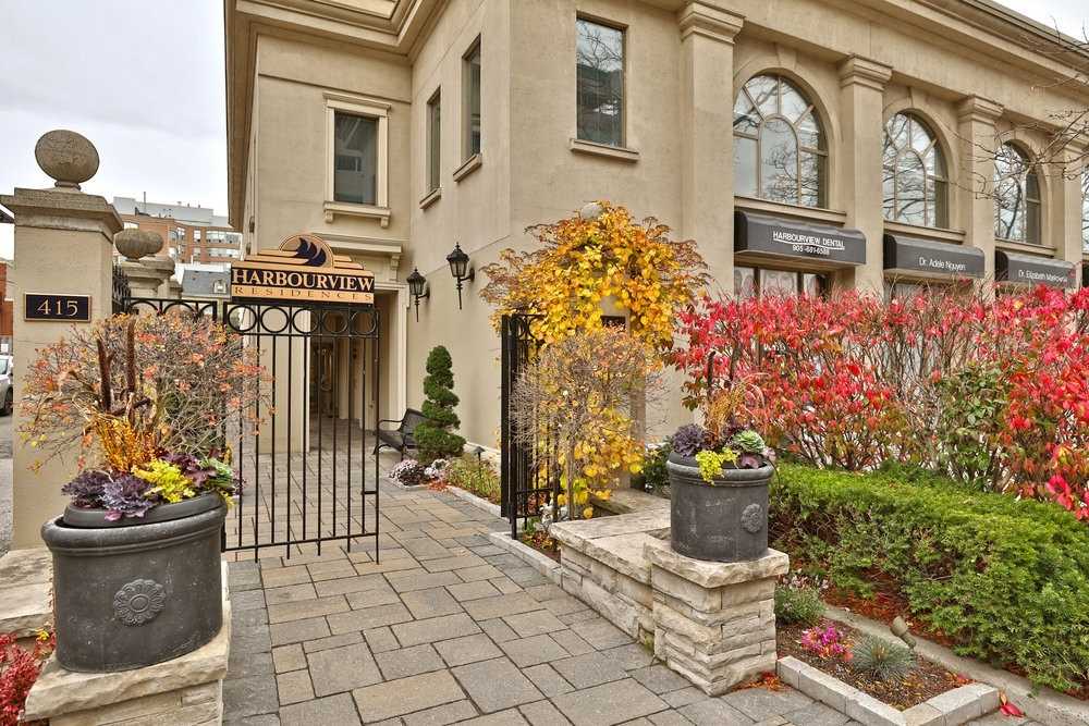 415 Locust St, #1103