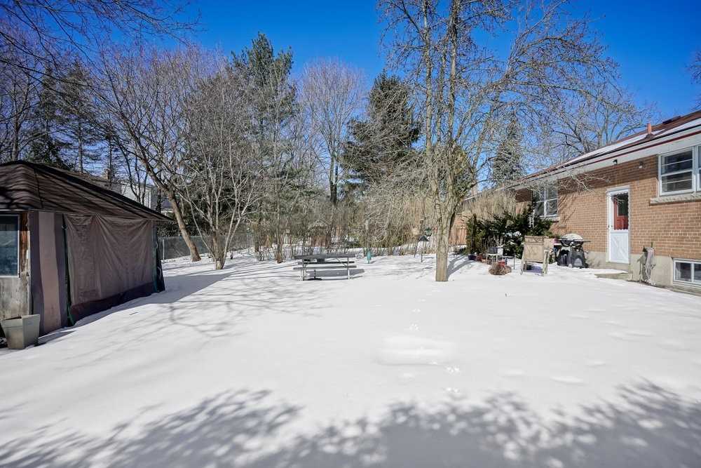 208 Glen Oak Dr
