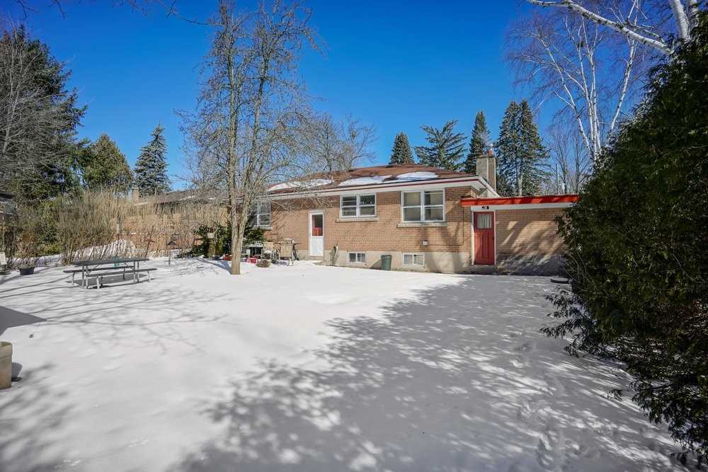 208 Glen Oak Dr