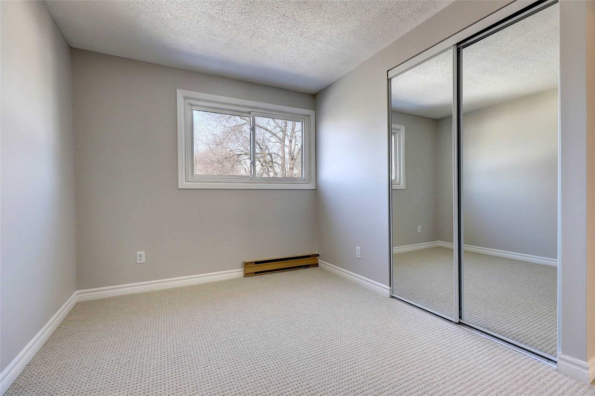 Listing W5521310 - Large Photo # 22