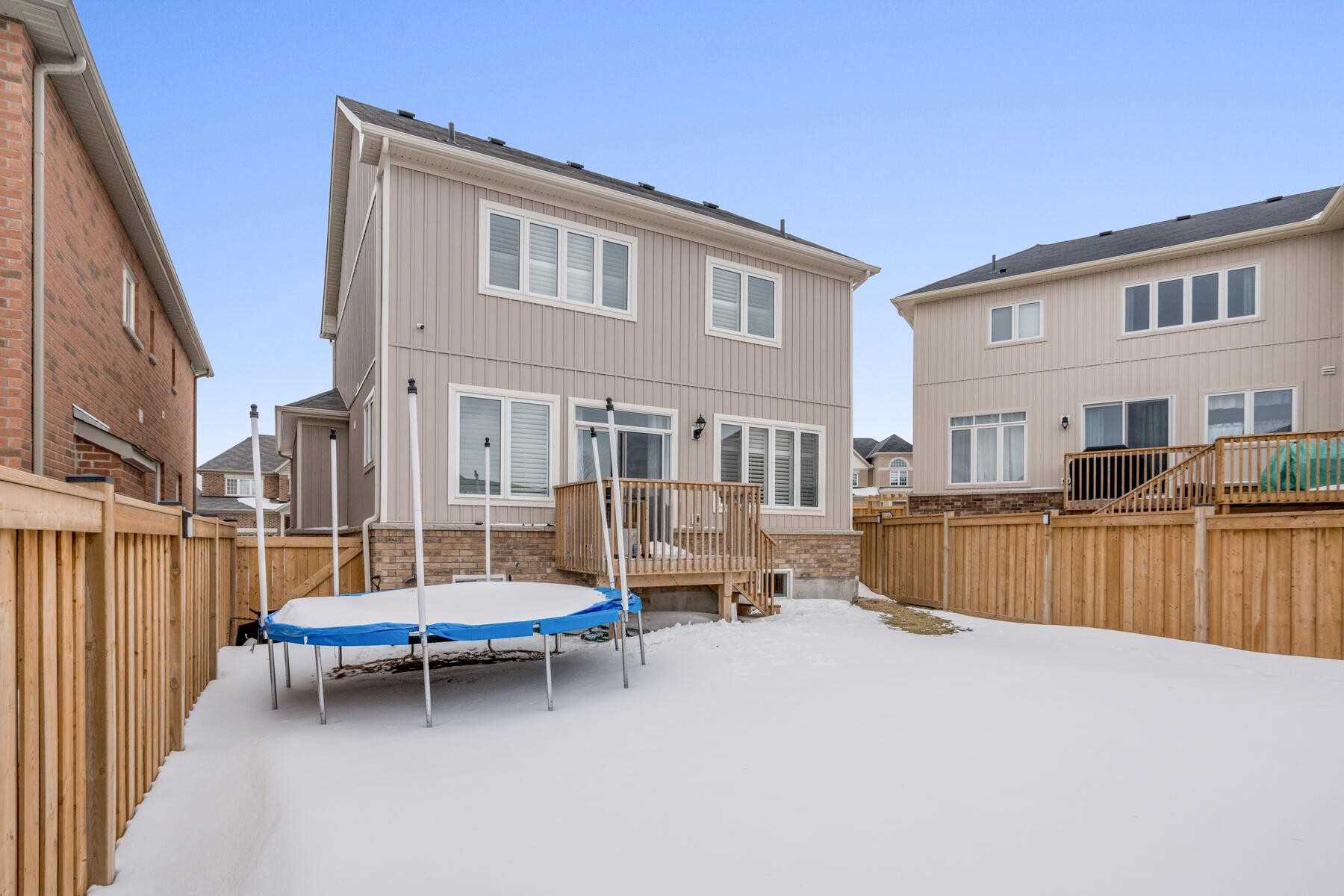 9 Porter Dr