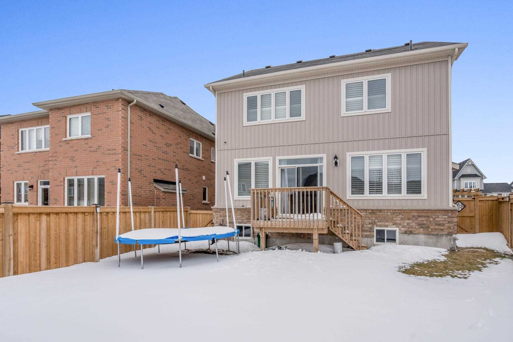 9 Porter Dr