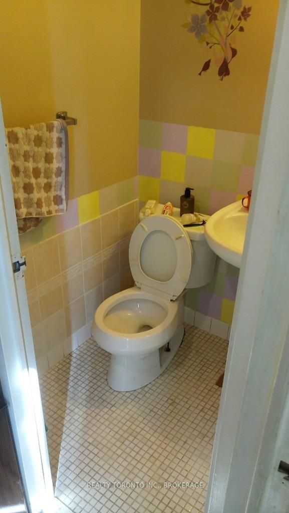 Listing W5523376 - Large Photo # 6