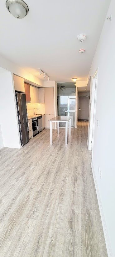 10 Gibbs Rd, #1011